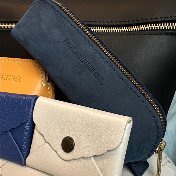 PLG littles bundle XL make up, pinch pouch, ballpark mini Daisy 🌼 - Picture 8 of 10